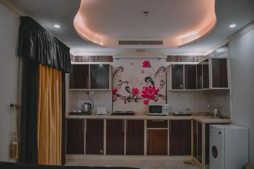 Al Muhajer Serviced Apartments in Al Salamah District