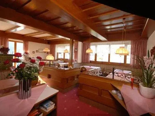 Hotel-Pension Flora