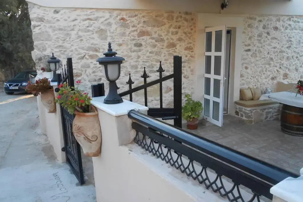 Eirinis Traditional House