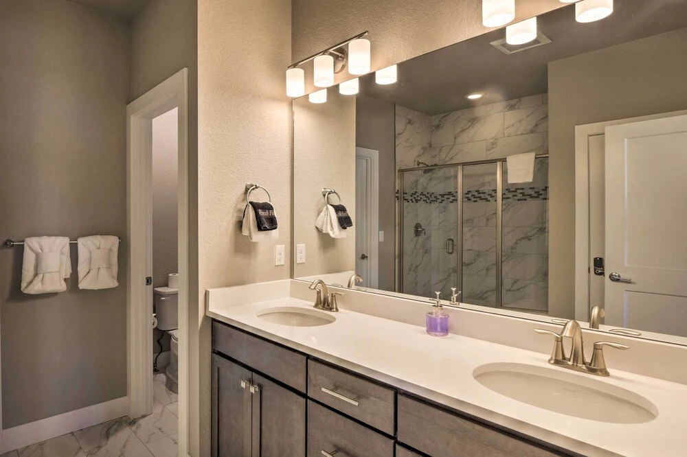Ski & Hike: Home w/ Hot Tub + Gas Grill in Granby