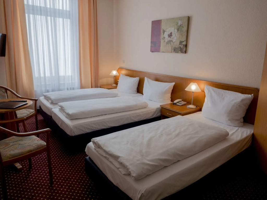 Hotel Lumen am Hauptbahnhof