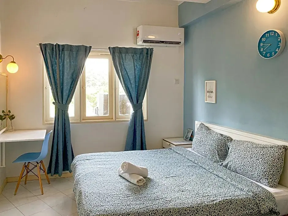 Aurora Court Service Apartment