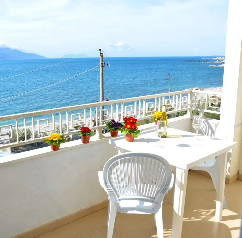 Pastarella Beachfront Resort