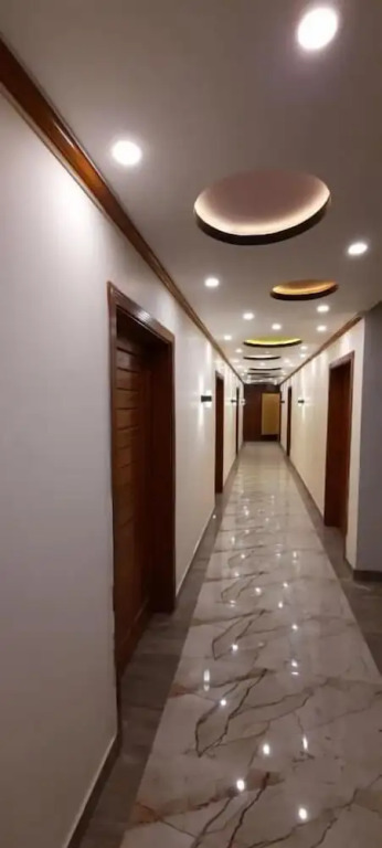 Hotel Second Home
