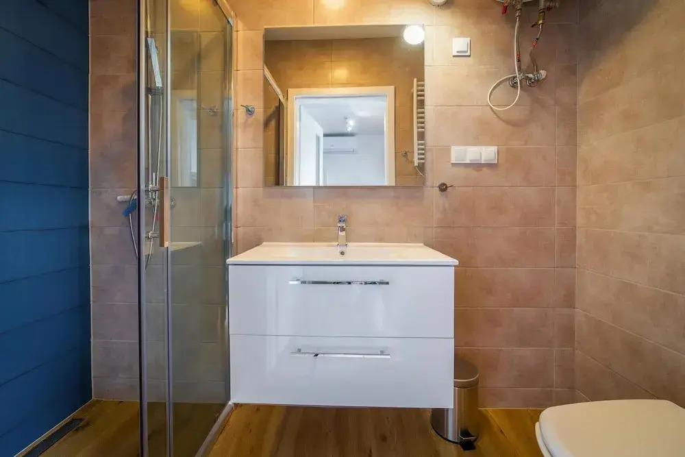 Comfortable holiday homes with a pool, Rewal