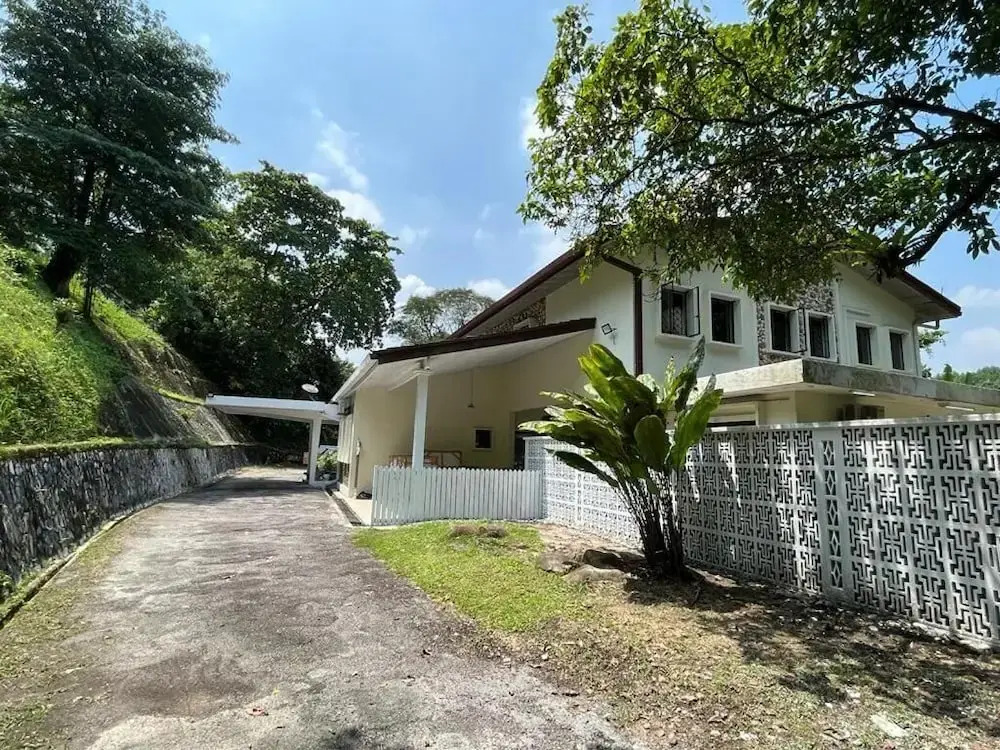 Bukit Tunku KLCC Grande Villa 11 by Vale Pine