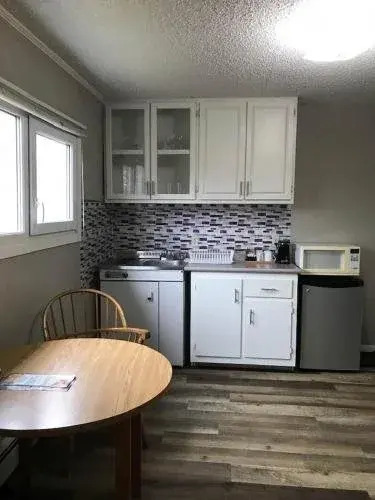 Coastal Inn - Kingfisher
