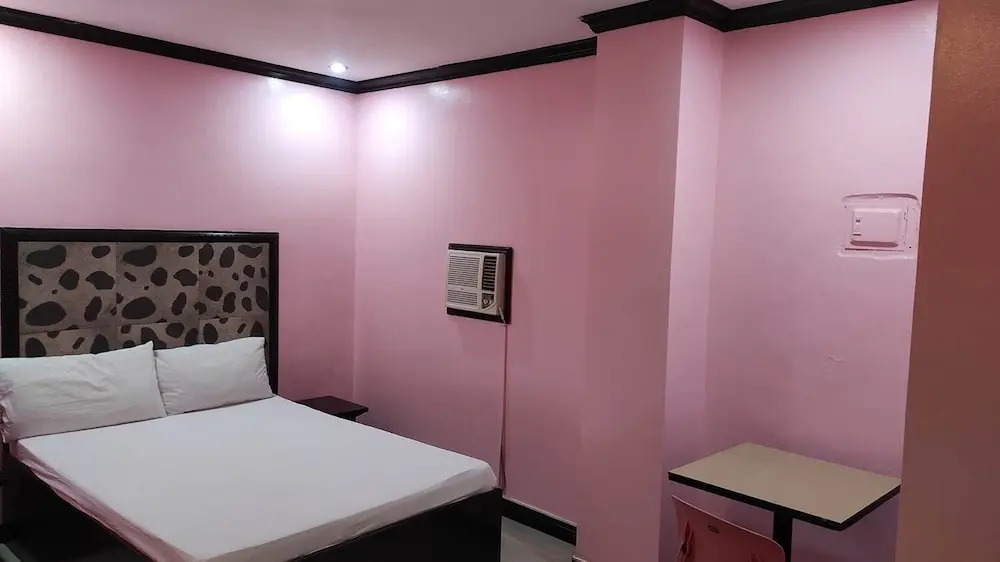 Ranchotel General Trias Cavite by RedDoorz