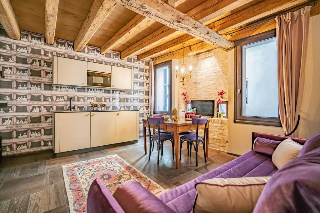Corte Rubbi 8 Luxury Two-bedroom Apartment -Dimora Italia Selection-