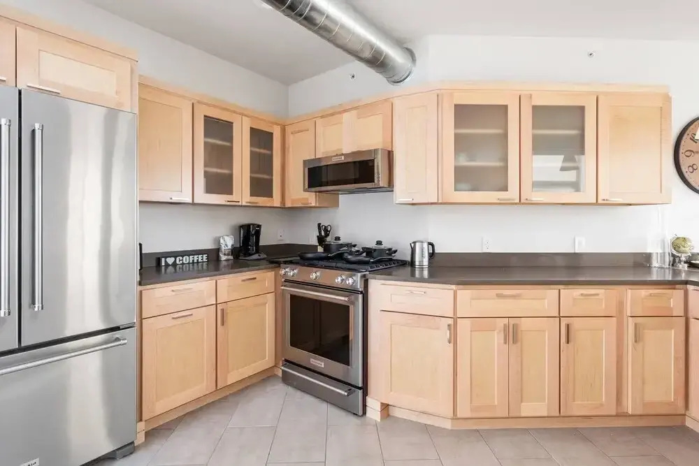 Upscale 3BR Penthouse by CozySuites