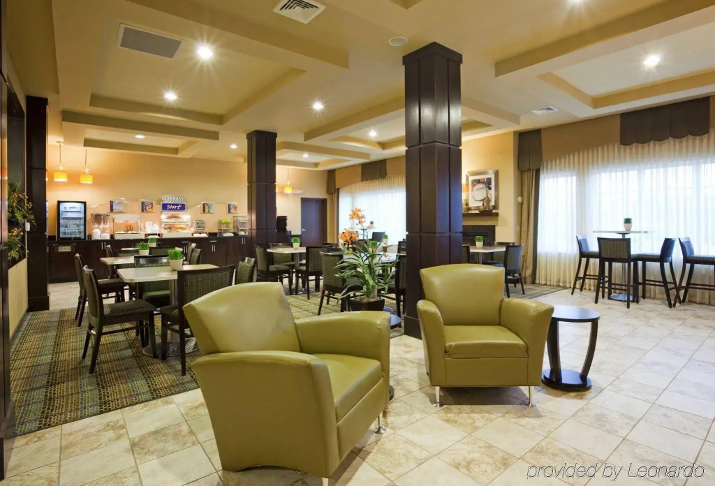 Holiday Inn Express Hotel & Suites Eau Claire North by IHG