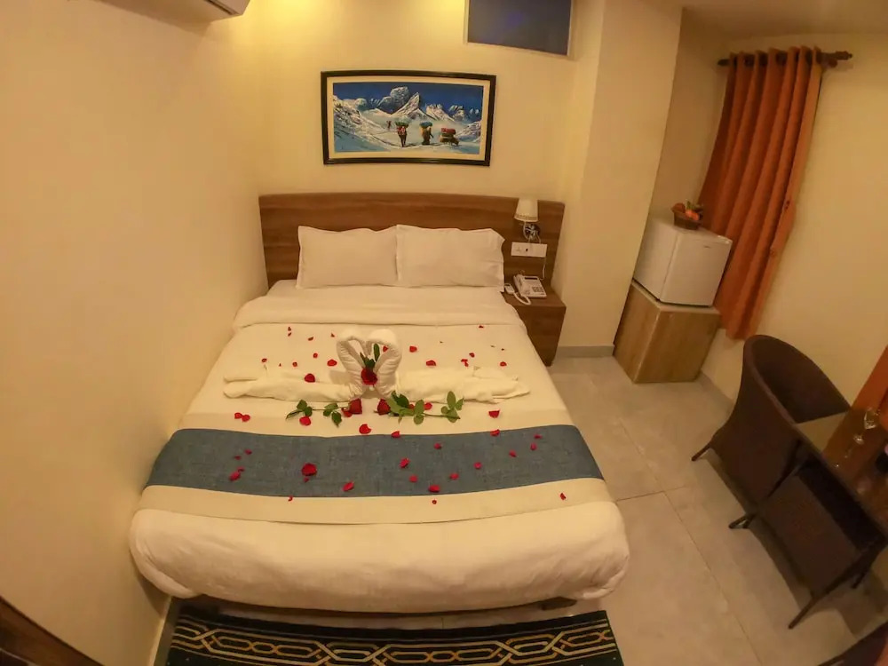 SPOT ON 383 Hotel Himalayan Ashoka