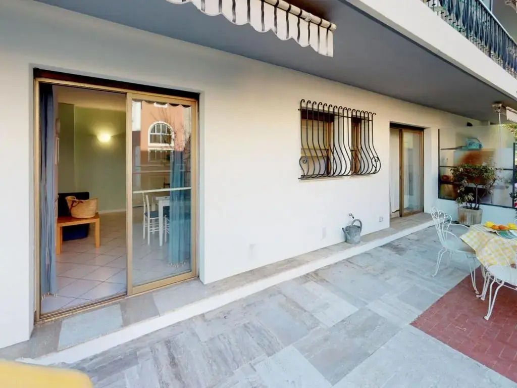 Appartement Menton, 2 pièces, 4 personnes - FR-1-196-210