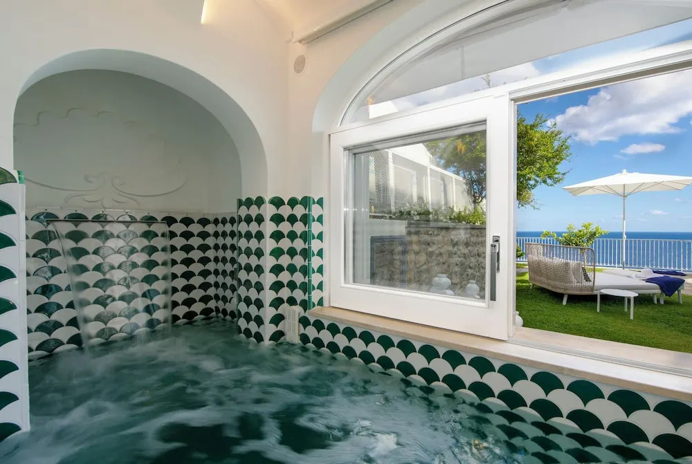 Villa Francesco Luxury Suites