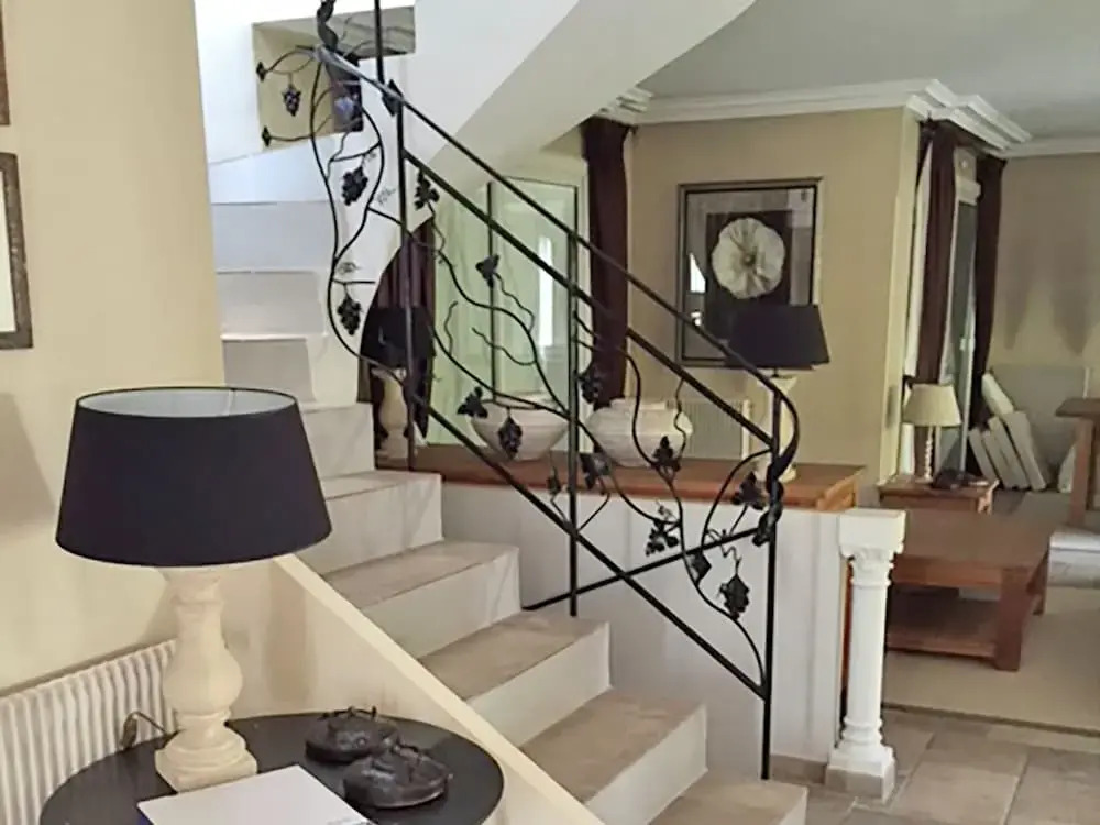 Stylish villa near Mougins with large, private pool and lovely outdoor kitchen