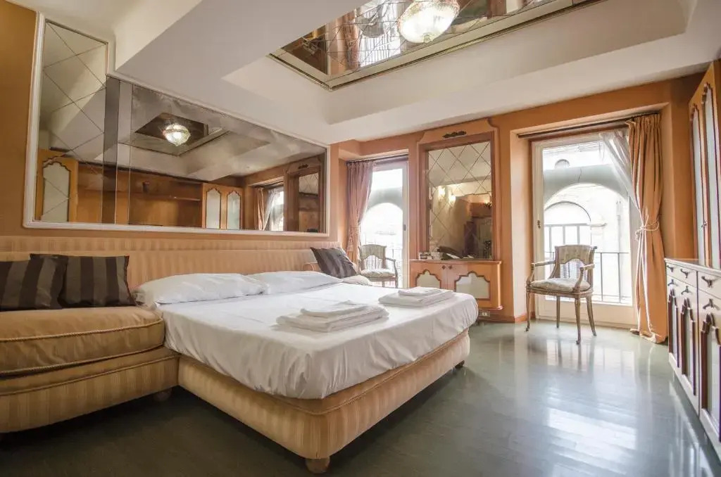 Chic House