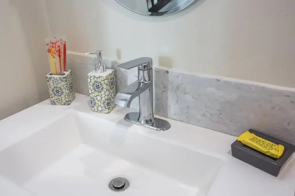 Prime Location - Awesome View -1 bedroom Apartment