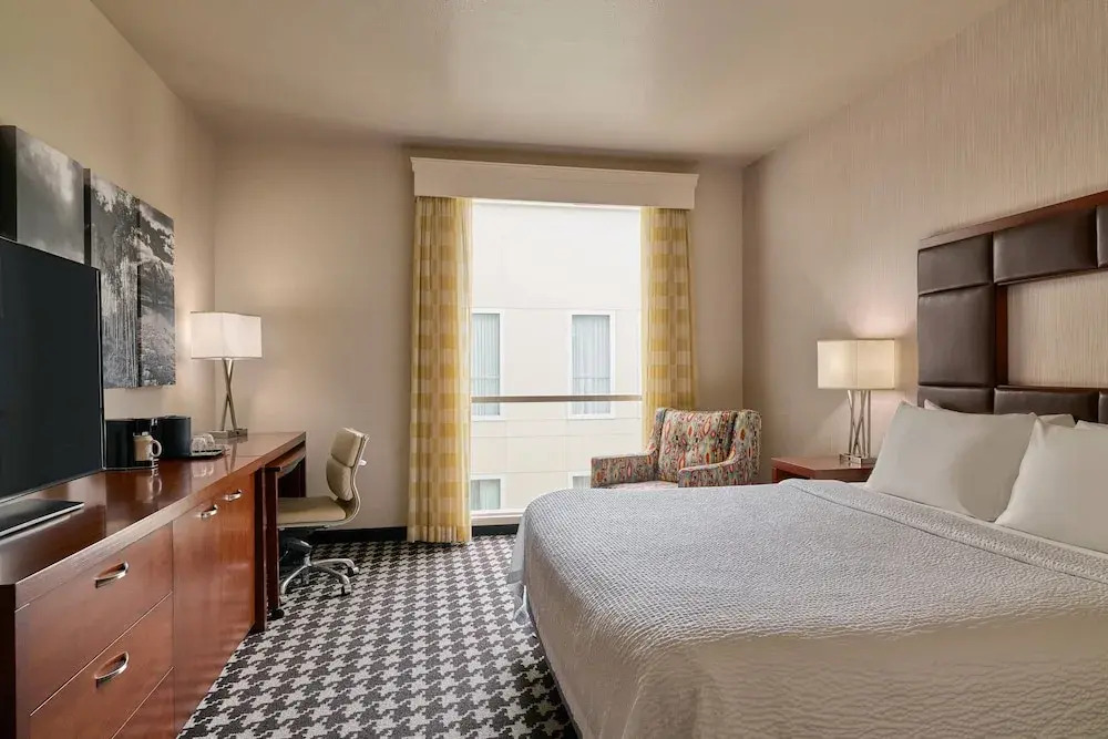 Courtyard by Marriott Denver Downtown