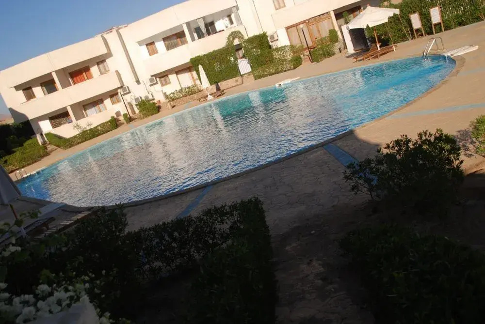 Criss Haya Apartments