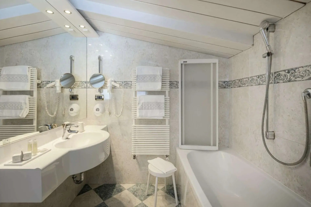 Piccolo - Dolomites & Gourmet Hotel