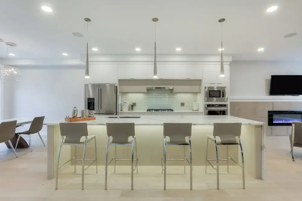 New Luxury Townhome 23