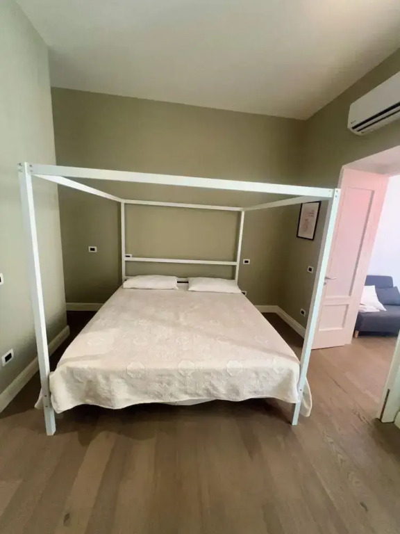Lion Suite