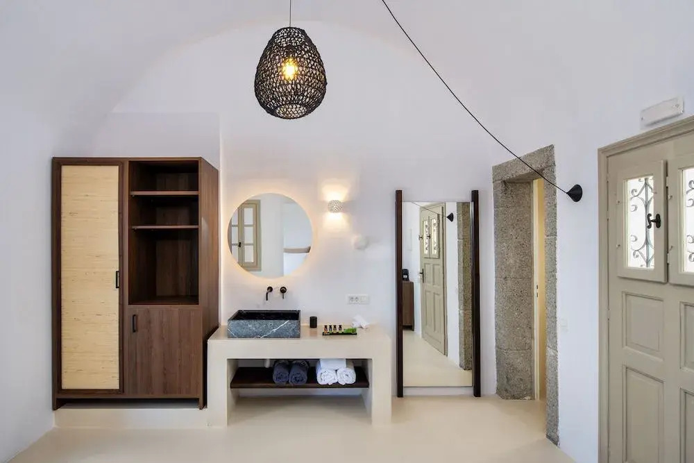 Azanti Suites