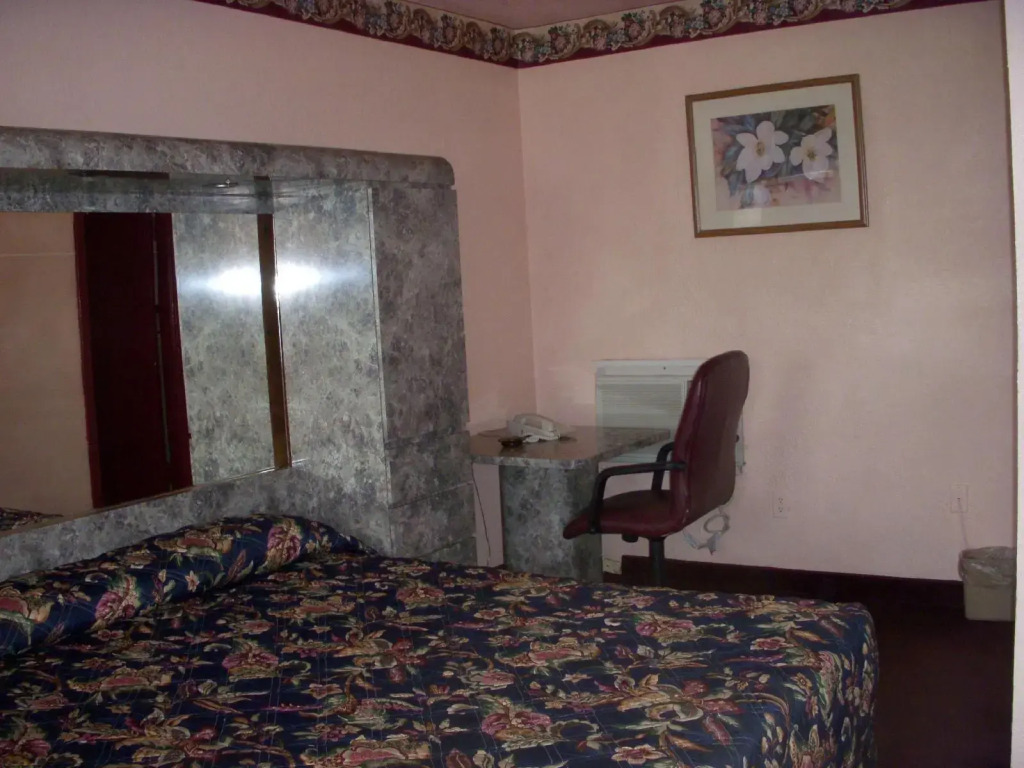 Executive Royal Inn