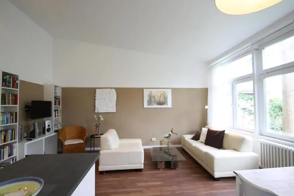 5093 - Kirchenweg 2a