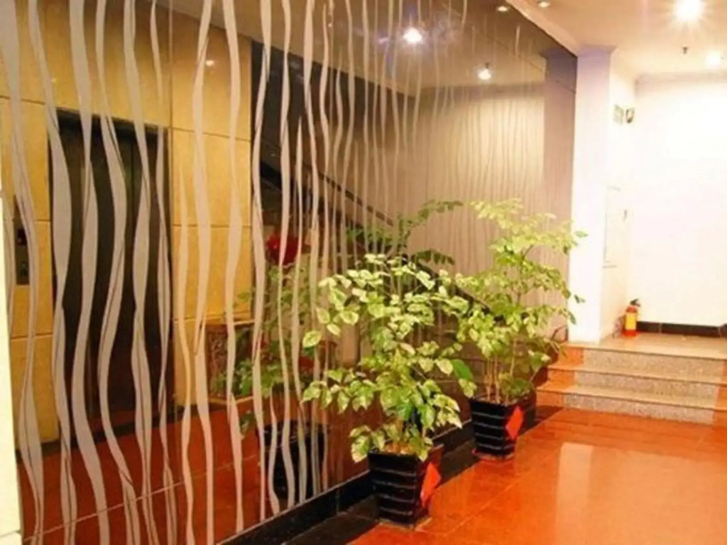 Yuekai Hostel