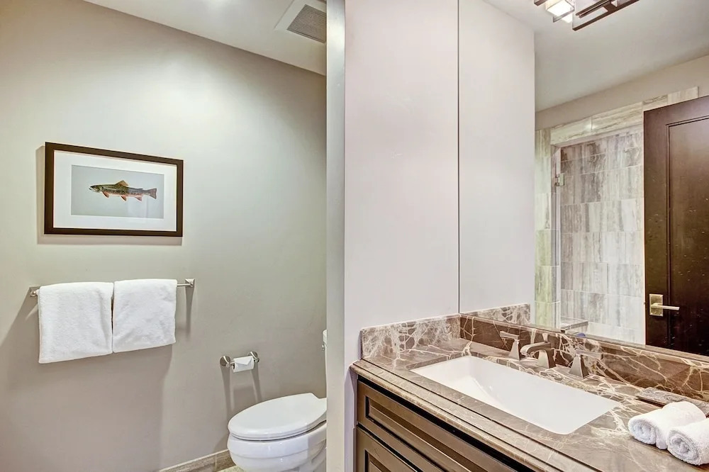 Iconic 5 Bedroom Penthouse at the Ritz-Carlton by RedAwning