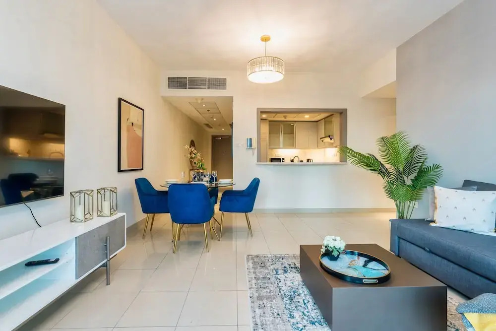 Luxurious 1B With Opera & fountains views