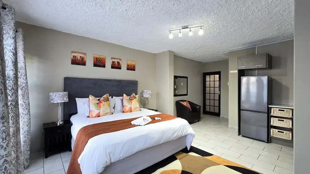 Sunset Events And Accommodation-East London
