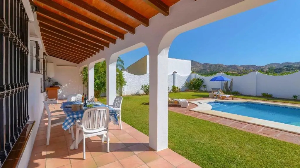Cortijo Alejandro Malaga - Campanillas by Ruralidays