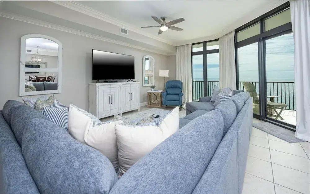 The Oasis 1602 Formerly Phoenix West Ii 1602 3 Bedroom Condo