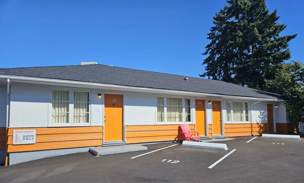 2400 Motel