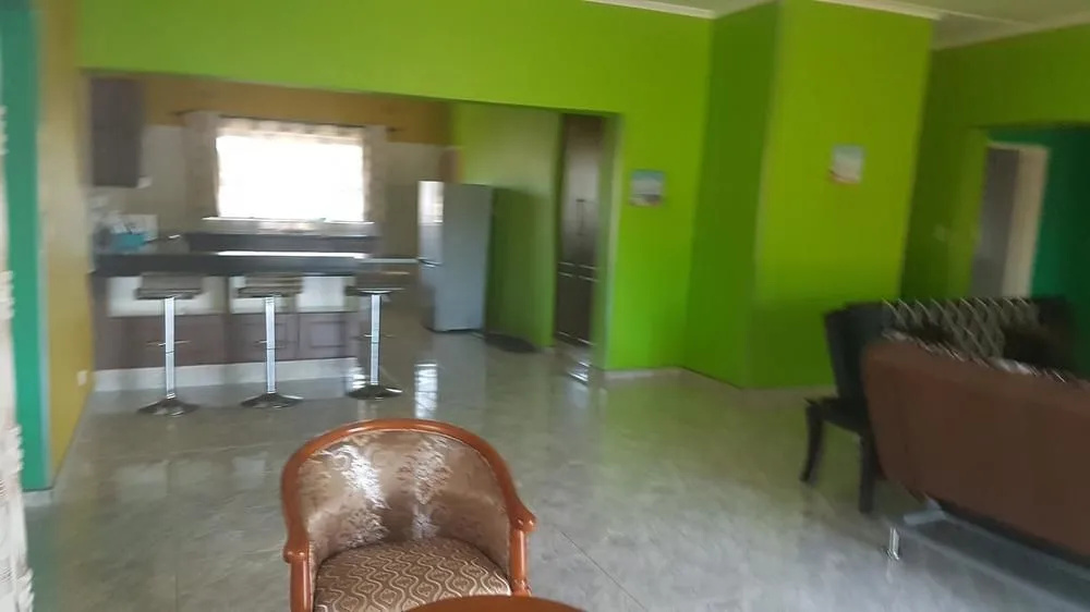 Dzimbahwe Guest Lodge
