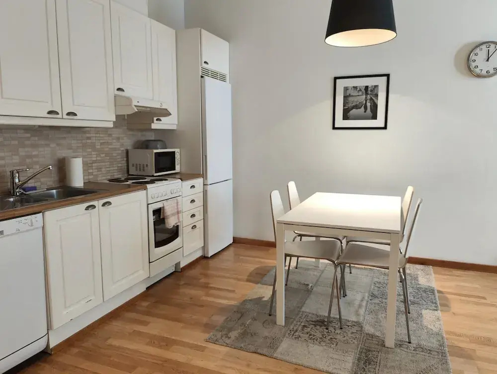 Kotimaailma Aparthotel Kamppi 1BR with balcony