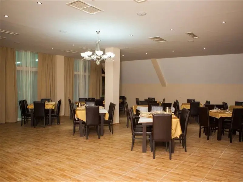 Отель Gtm Plaza