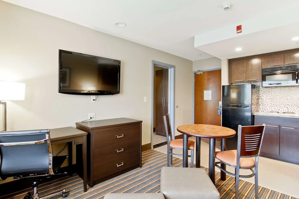 Microtel Inn