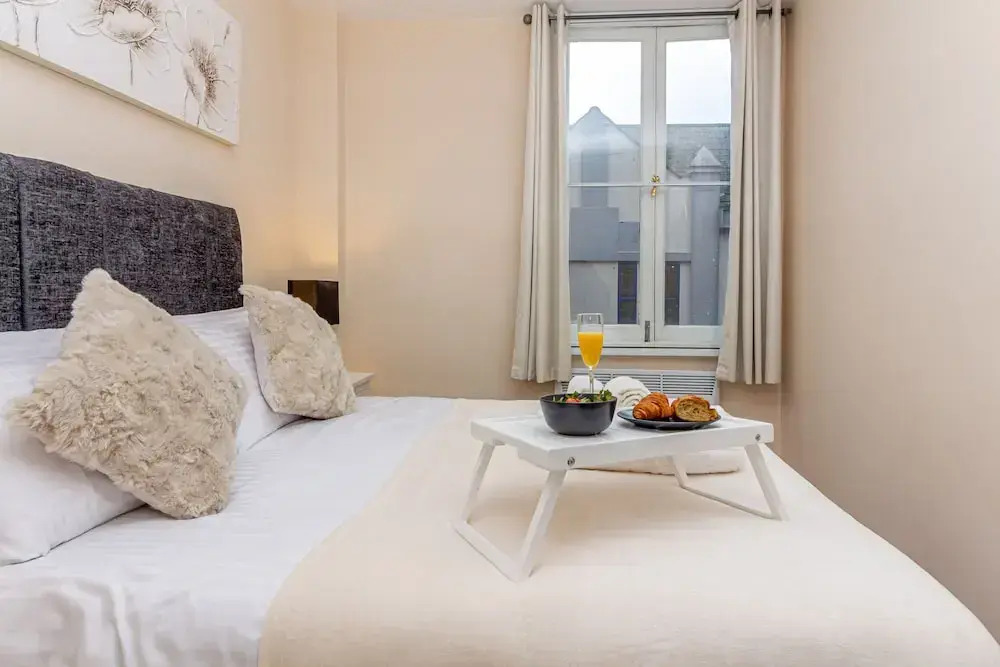 Worcester City Centre Apartment - 2 Bedrooms