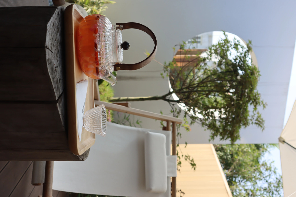 Houshi Hotel Moment (Leshan Jiaxing Road Food Street Shop)