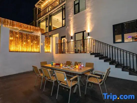 Yunmanli Garden Hot Sping  Resort  Homestay