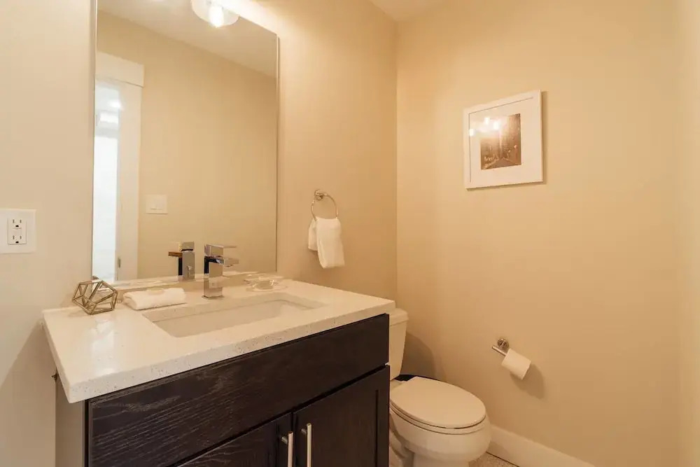 Renovated & Modern Home in Downtown Philly