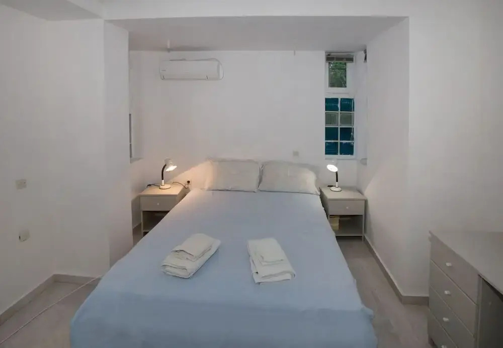 Villa Dream View in Theologos by GHH