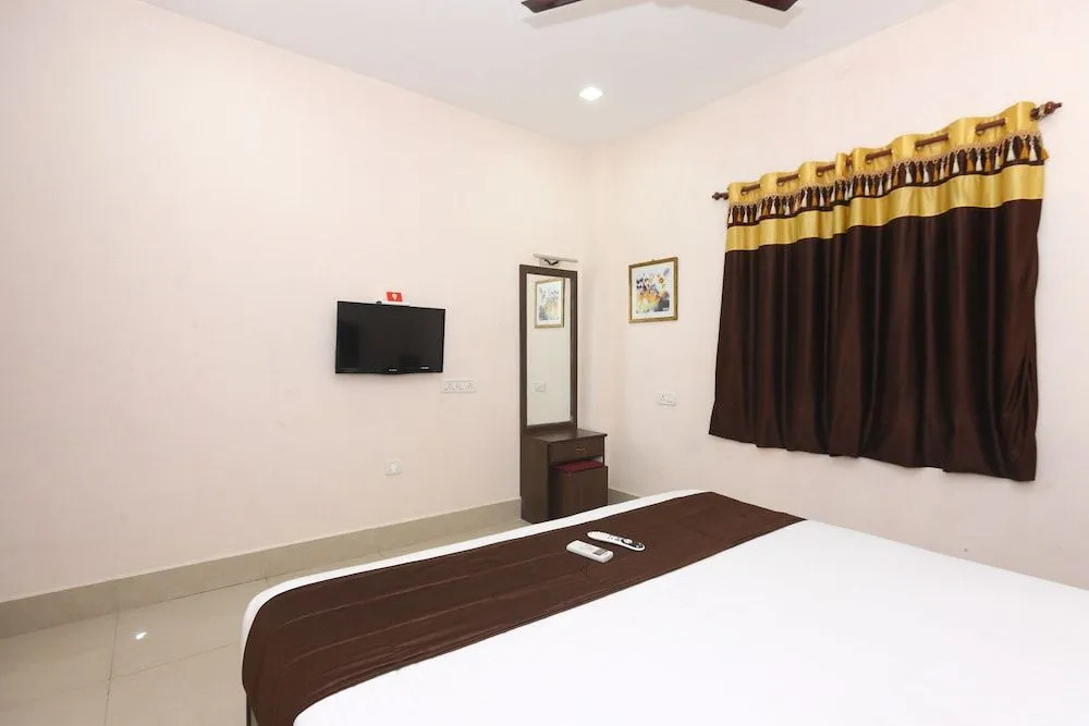 OYO Flagship 1246 Raaj Residency