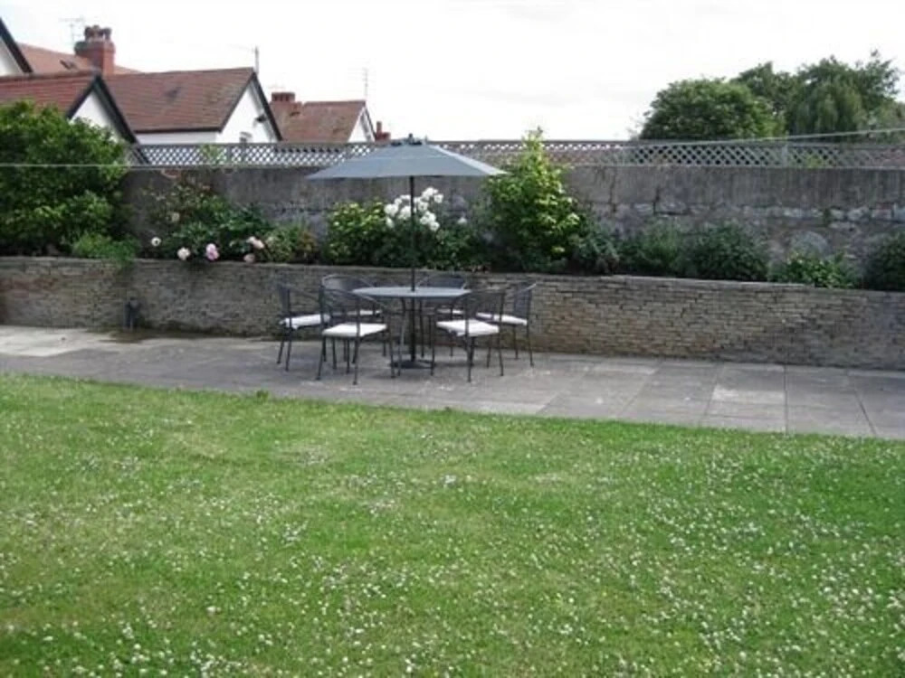 The Ashmount