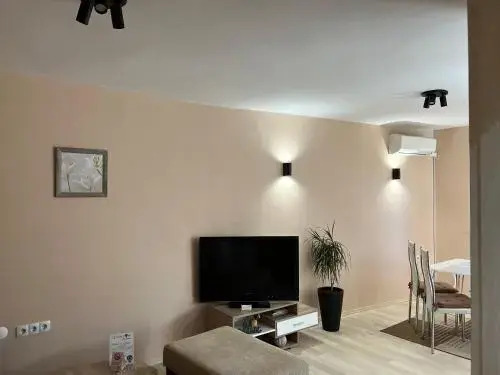 Central Point Apartments