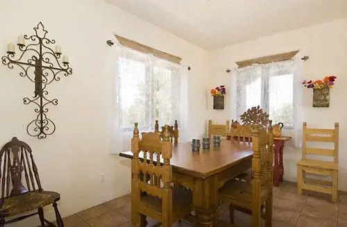 El Otro Mundo - Five Bedroom Home with Hot Tub