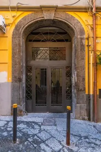 La Pazziella Flat
